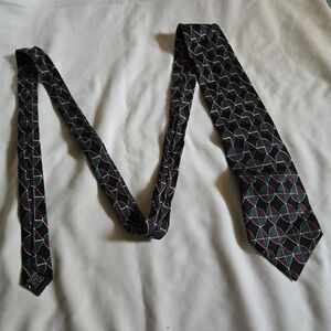 Danielli Multicolor Geometric Tie